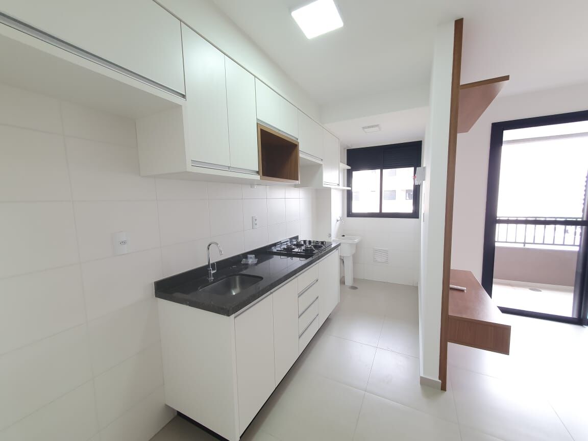 Apartamento para alugar com 3 quartos, 69m² - Foto 4