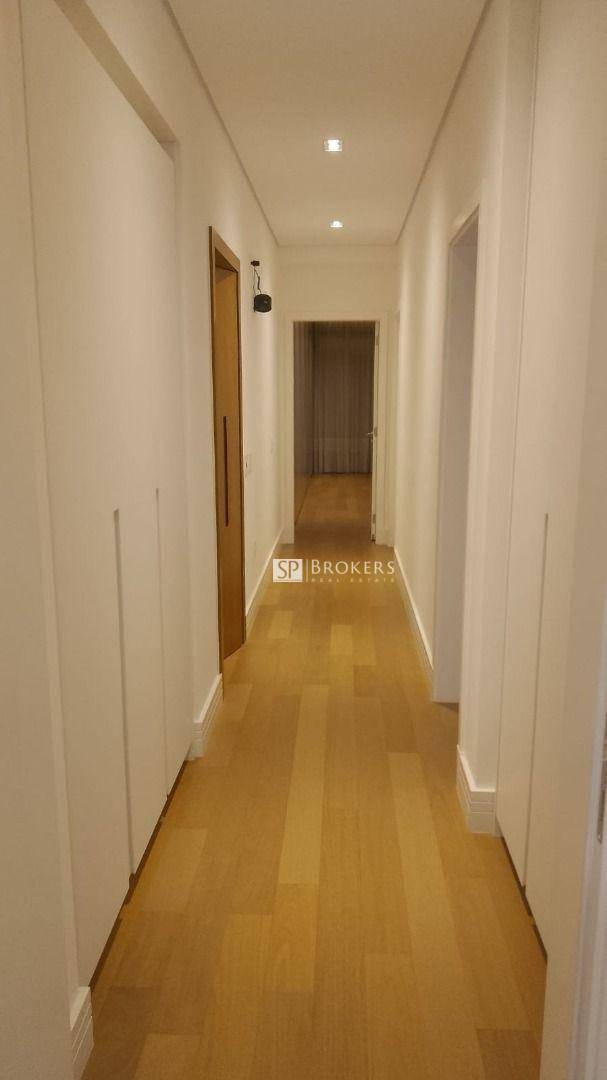 Apartamento à venda com 3 quartos, 256m² - Foto 31