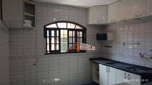 Sobrado à venda com 4 quartos, 300m² - Foto 12