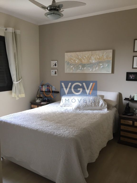 Apartamento à venda com 3 quartos, 100m² - Foto 4