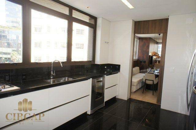 Apartamento à venda com 3 quartos, 322m² - Foto 14