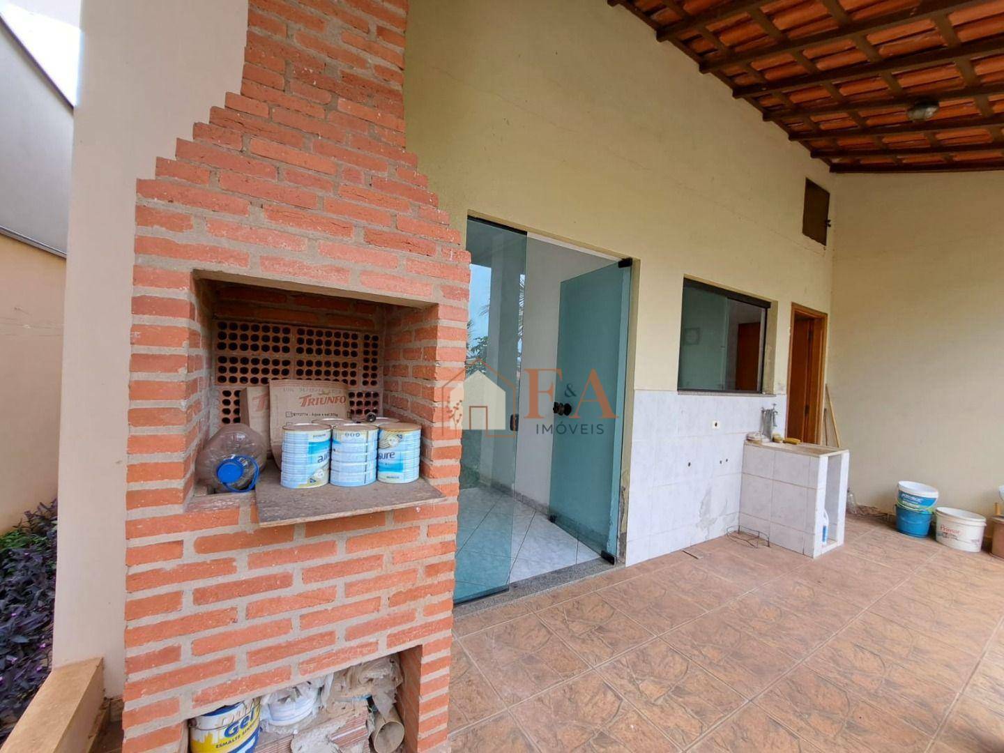 Casa à venda com 3 quartos, 178m² - Foto 10