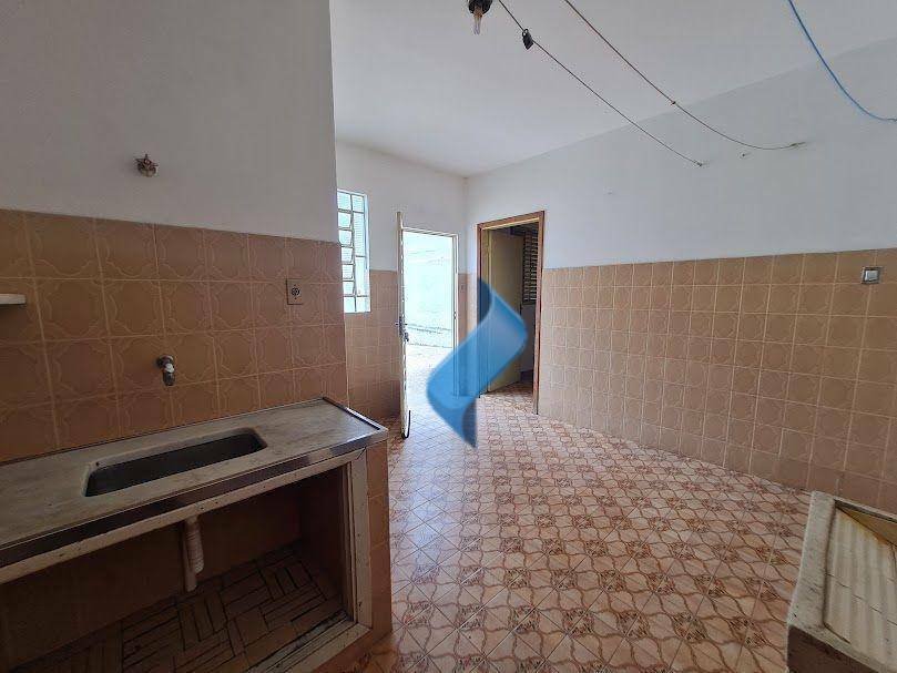 Casa à venda e aluguel com 3 quartos, 139m² - Foto 38