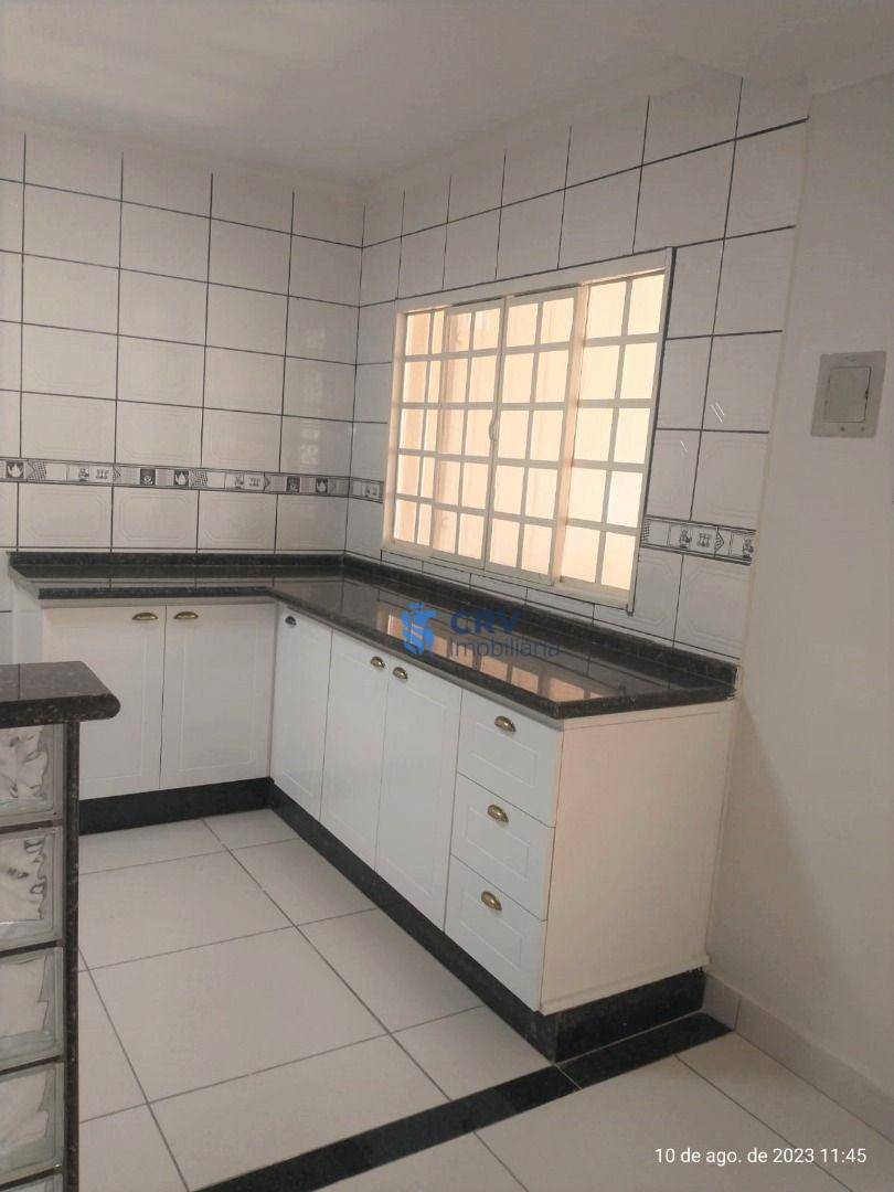 Casa à venda e aluguel com 3 quartos, 174m² - Foto 11