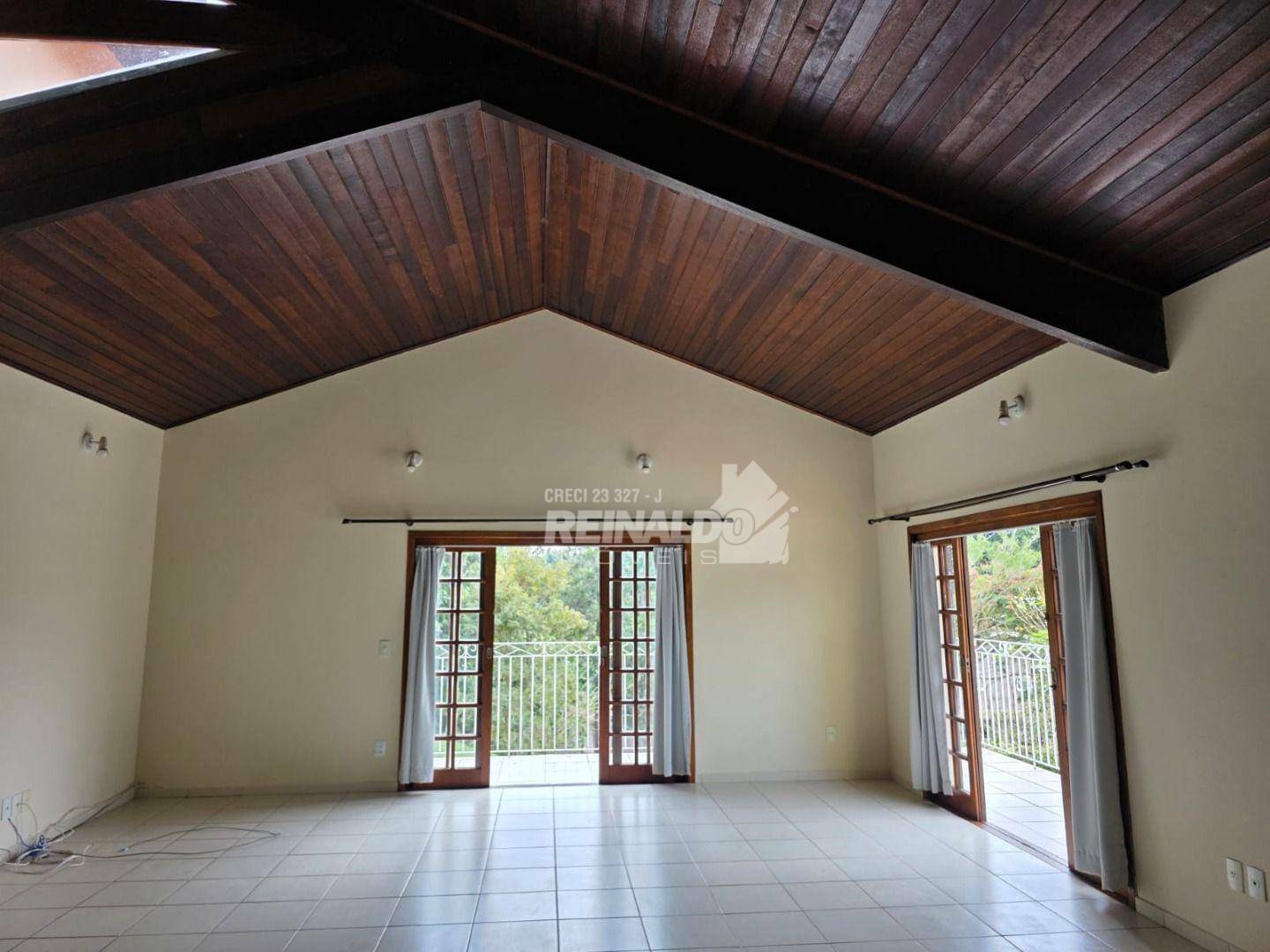 Casa de Condomínio para alugar com 3 quartos, 250m² - Foto 68
