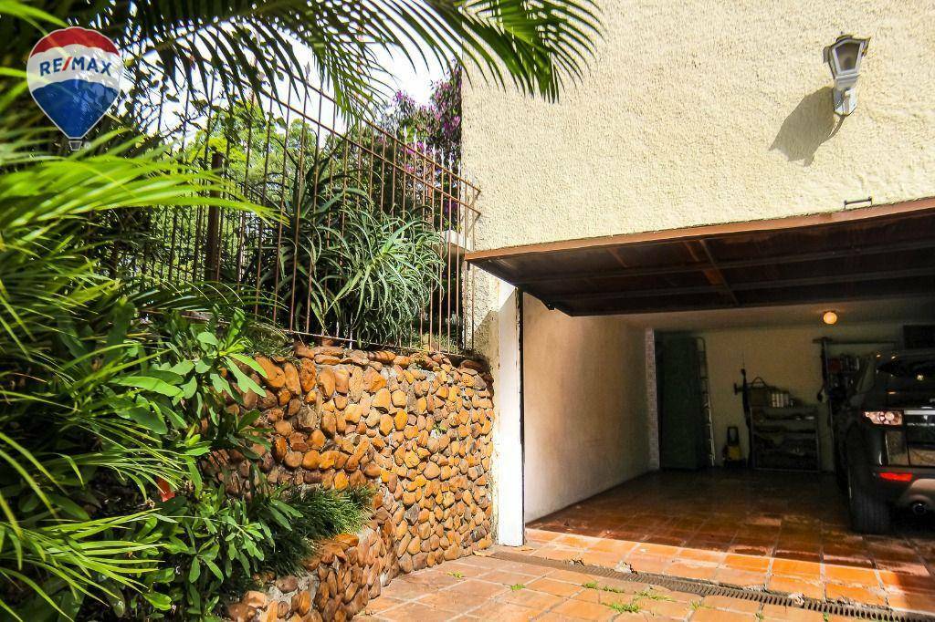 Sobrado à venda com 3 quartos, 290m² - Foto 22