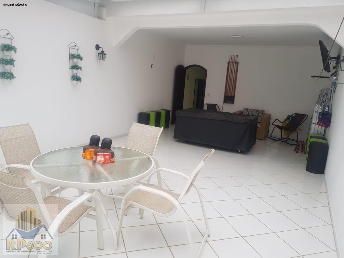 Casa à venda com 2 quartos, 225m² - Foto 17