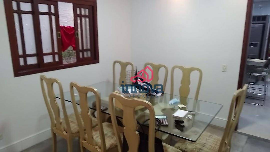 Sobrado à venda com 3 quartos, 220m² - Foto 4