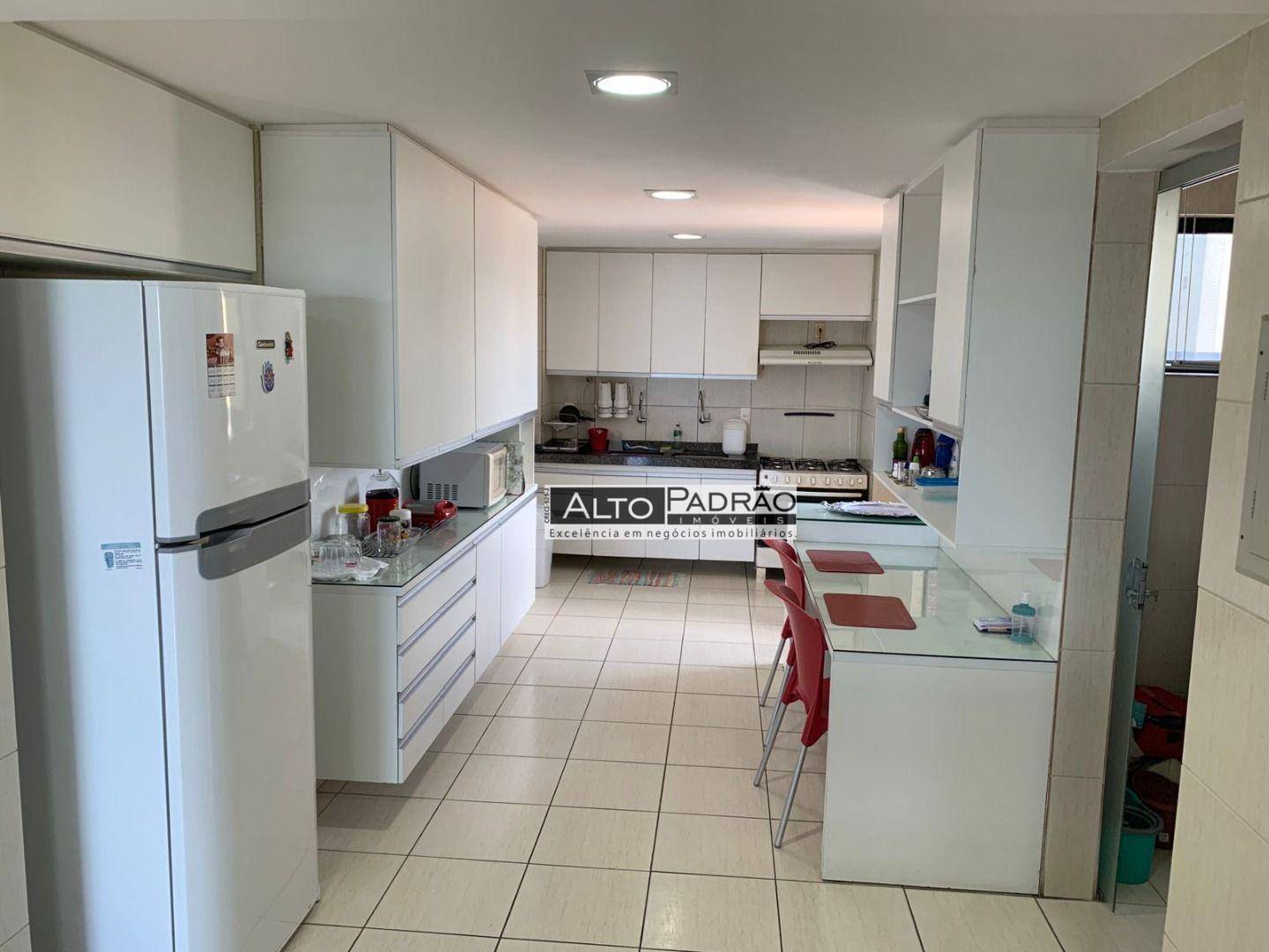 Apartamento à venda com 3 quartos, 160m² - Foto 23