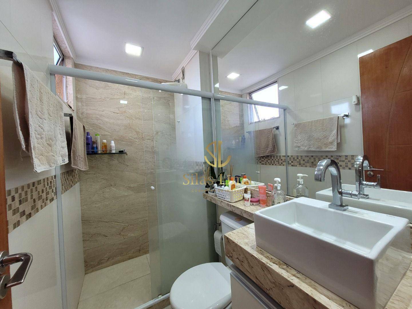 Apartamento à venda com 2 quartos, 65m² - Foto 22