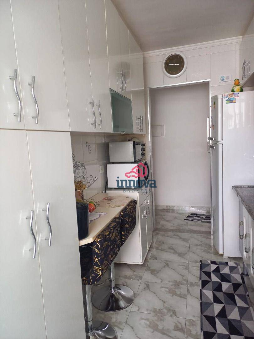 Apartamento à venda com 2 quartos, 62m² - Foto 8