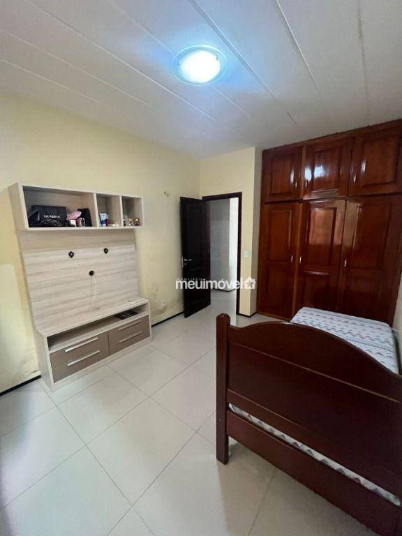 Casa à venda com 3 quartos, 300M2 - Foto 6