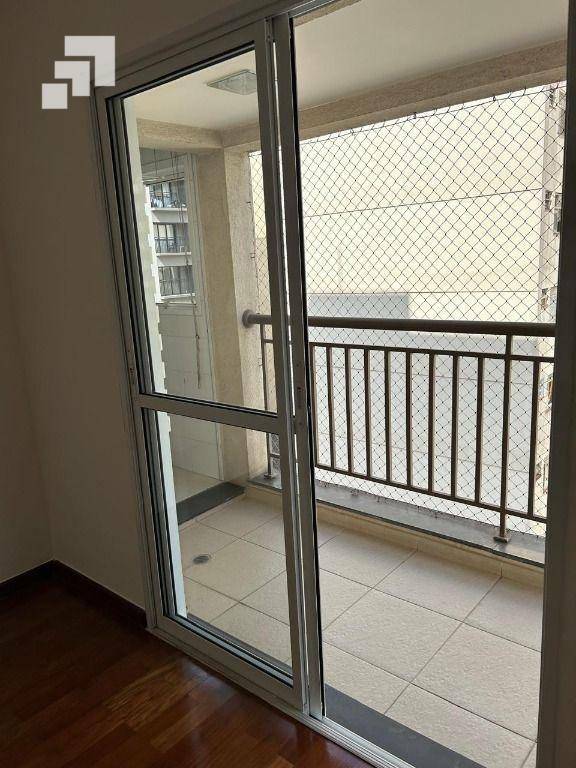 Apartamento para alugar com 2 quartos, 71m² - Foto 3