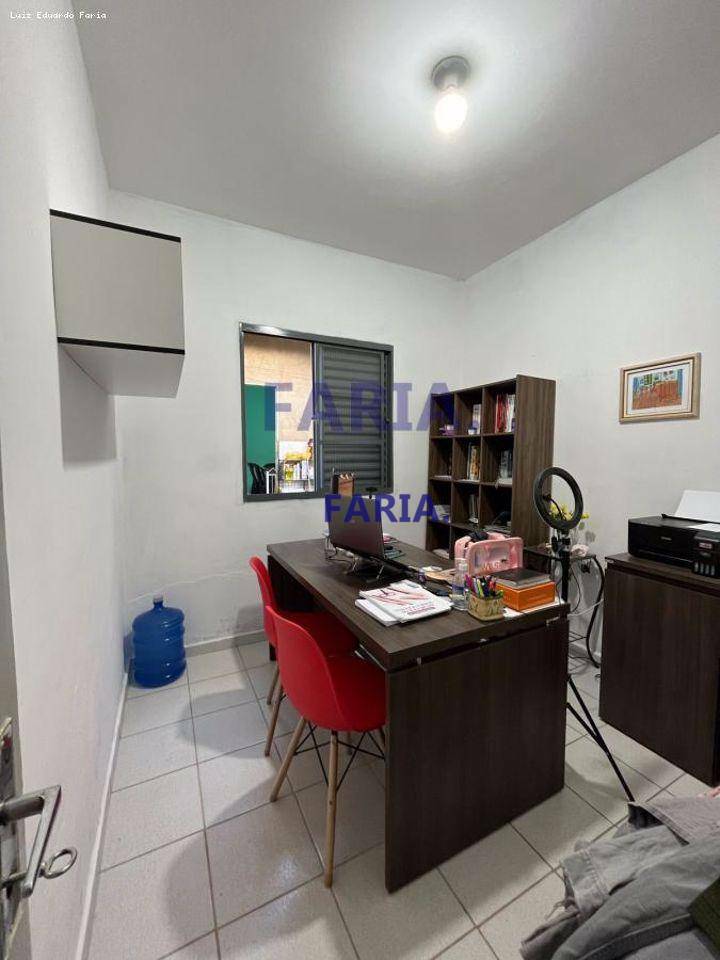 Casa à venda com 4 quartos, 49m² - Foto 13