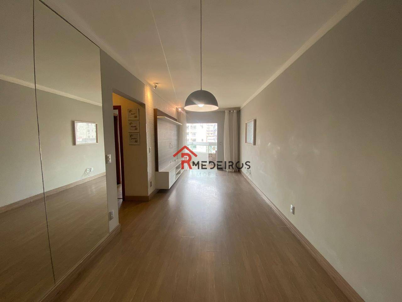 Apartamento à venda com 2 quartos, 78m² - Foto 8