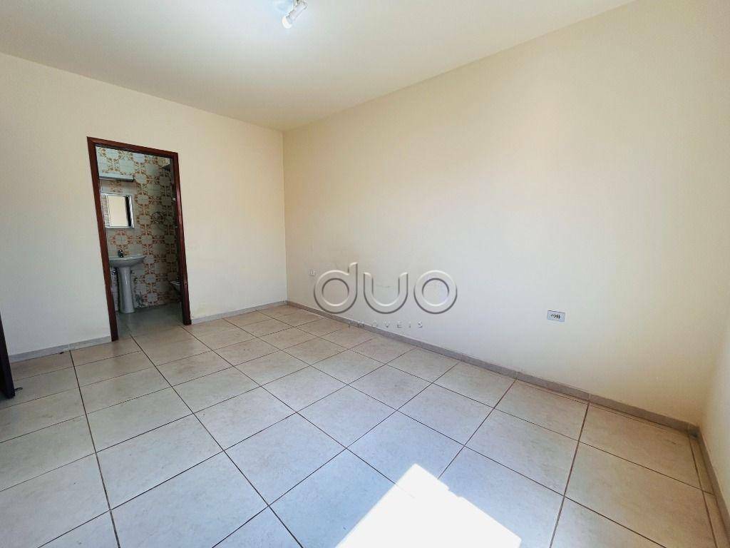 Casa à venda com 3 quartos, 200m² - Foto 15