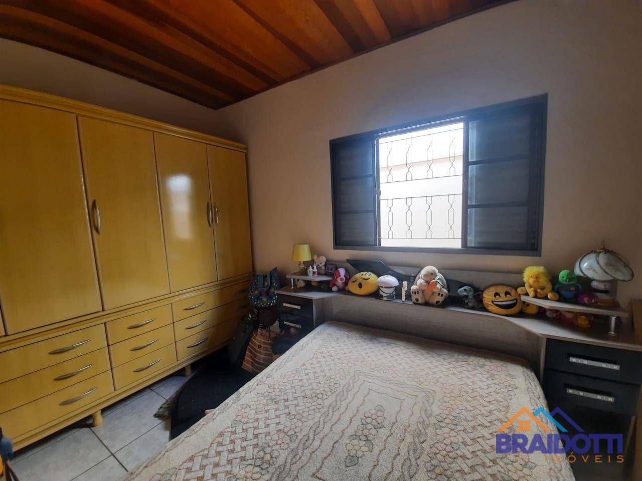 Casa à venda com 2 quartos, 90m² - Foto 16