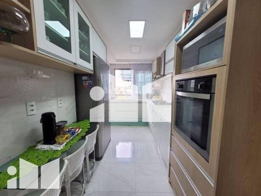 Apartamento à venda com 3 quartos, 130m² - Foto 14