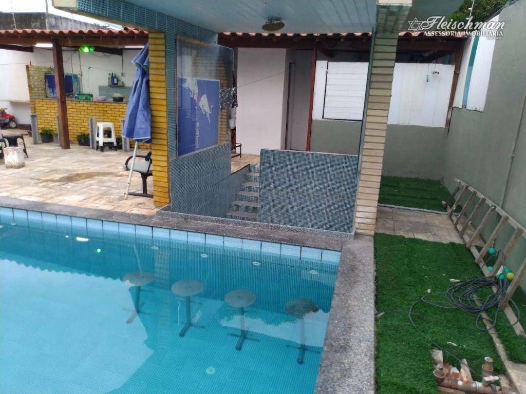 Casa à venda com 5 quartos, 140m² - Foto 49