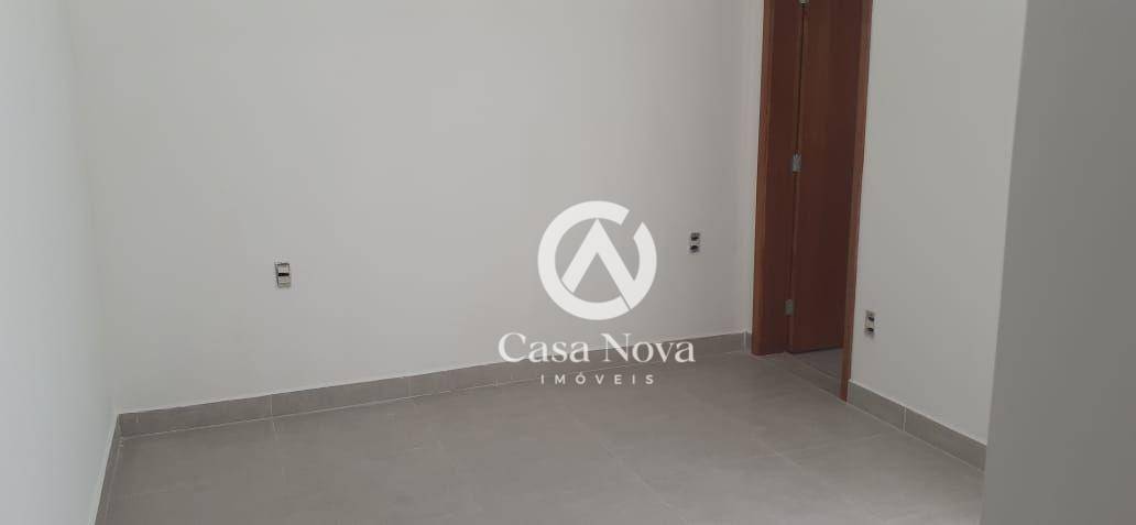 Casa à venda com 3 quartos, 75m² - Foto 10