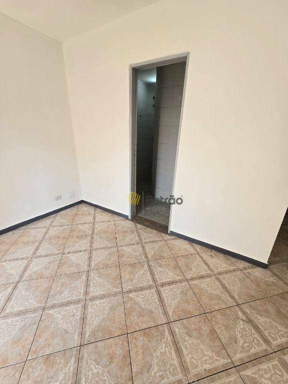 Sobrado à venda com 2 quartos, 174m² - Foto 29