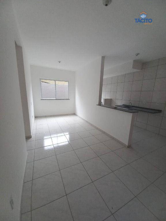 Apartamento à venda com 3 quartos, 63m² - Foto 2