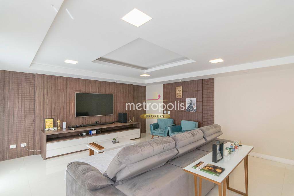 Apartamento para alugar com 4 quartos, 275m² - Foto 1