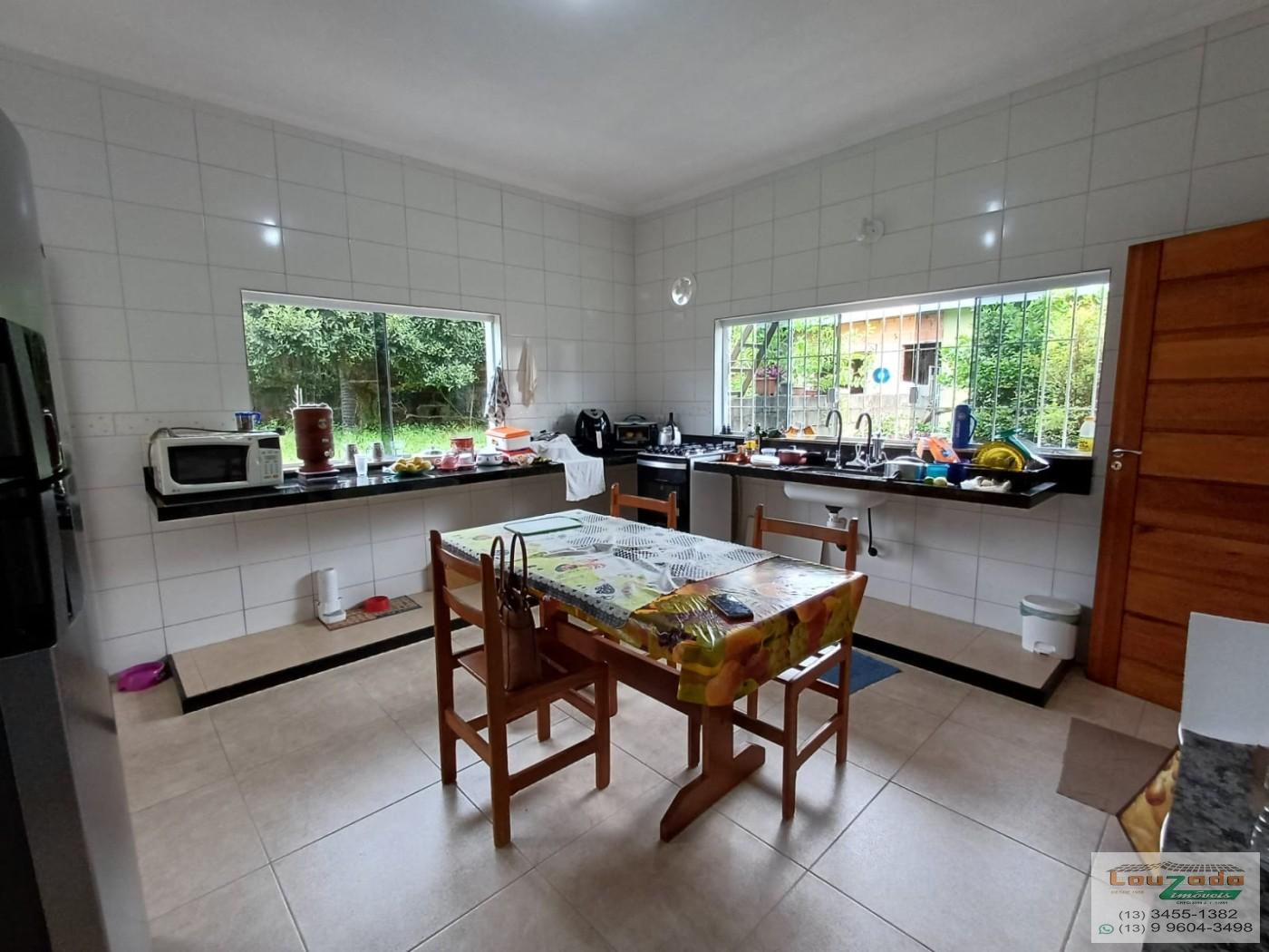 Casa à venda com 3 quartos, 190m² - Foto 8