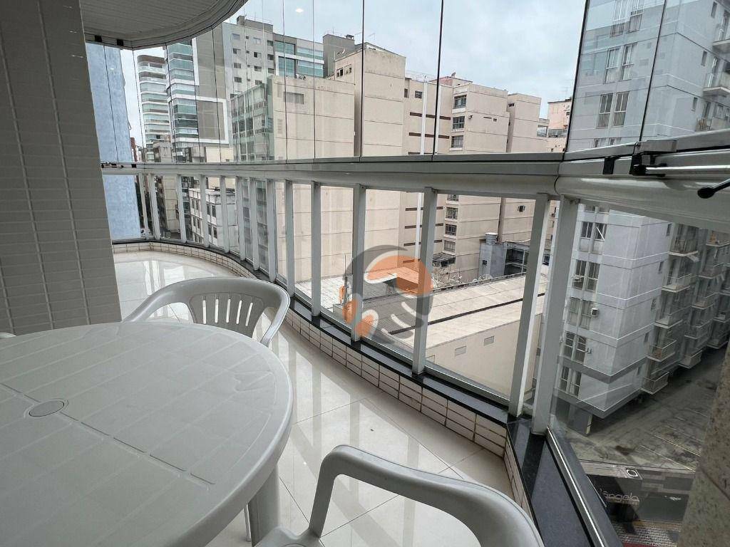 Apartamento para alugar com 3 quartos, 1m² - Foto 2