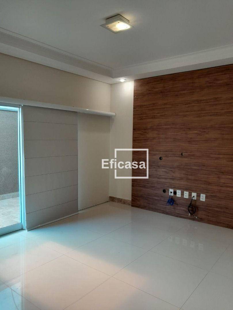 Casa à venda com 3 quartos, 300m² - Foto 4