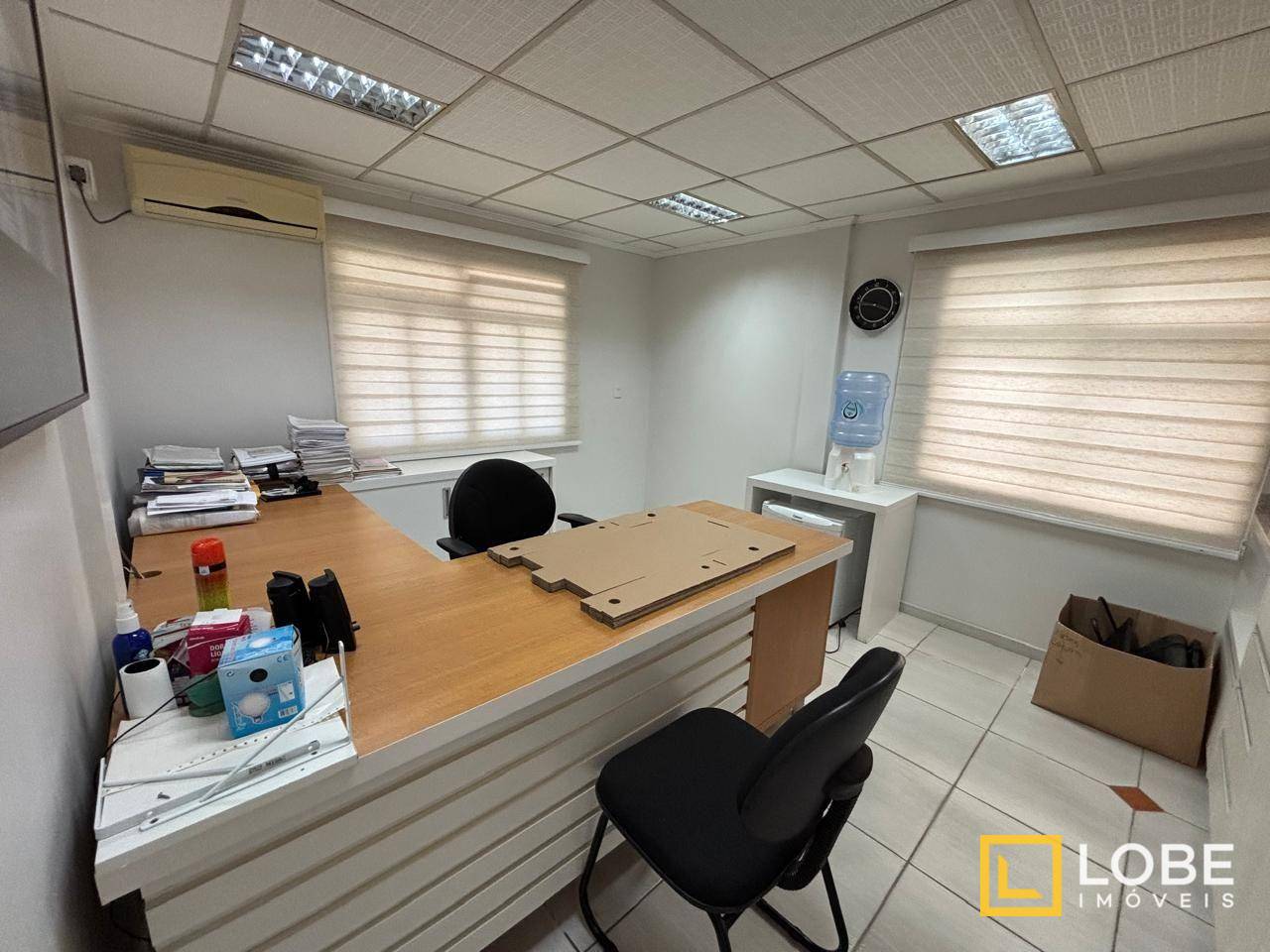 Casa, 3 quartos, 214 m² - Foto 4