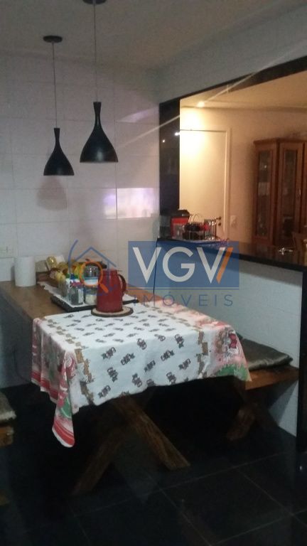 Apartamento à venda com 3 quartos, 136m² - Foto 9