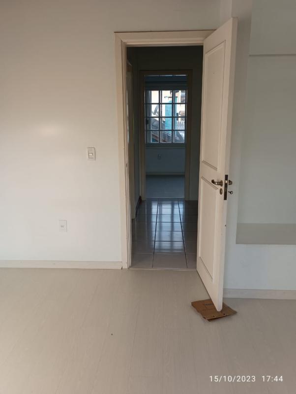 Casa à venda com 2 quartos, 85m² - Foto 10
