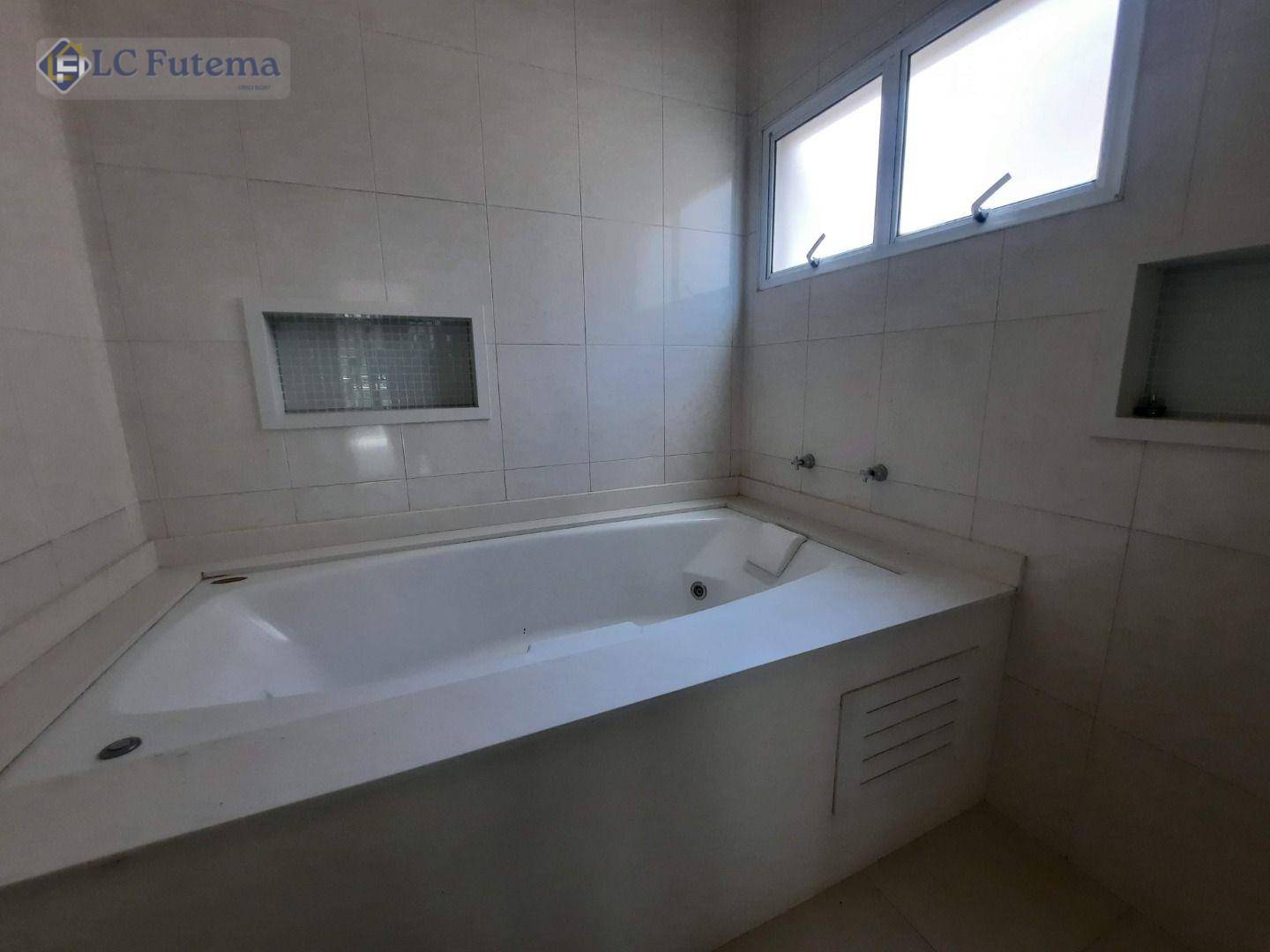 Casa de Condomínio para alugar com 3 quartos, 214m² - Foto 21