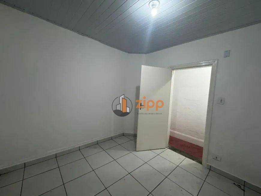 Casa para alugar com 2 quartos, 90m² - Foto 8