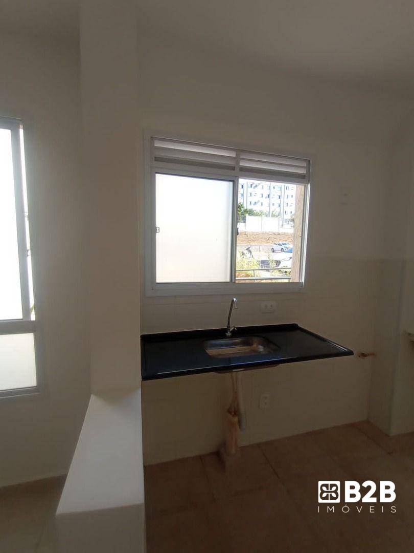 Apartamento à venda com 2 quartos, 42m² - Foto 1
