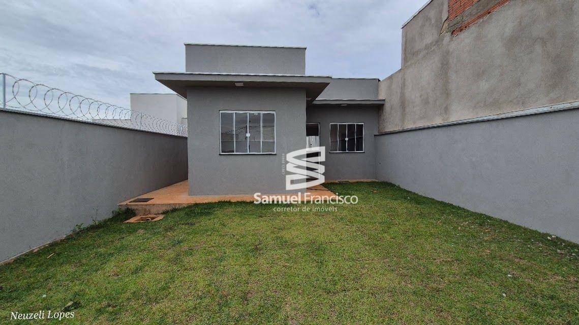 Casa à venda com 2 quartos, 70m² - Foto 17