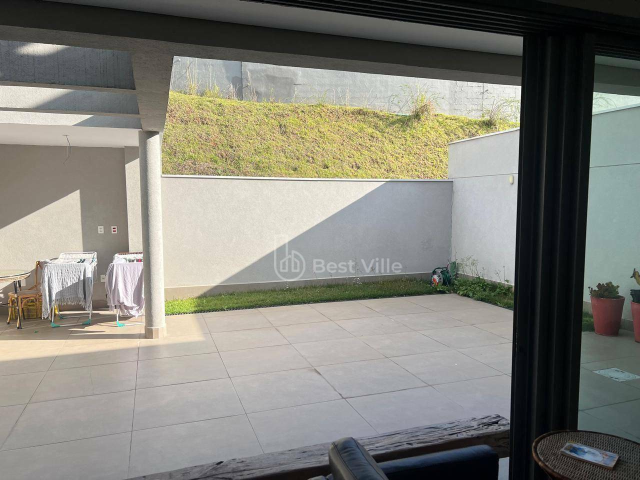 Casa de Condomínio à venda e aluguel com 3 quartos, 200m² - Foto 17
