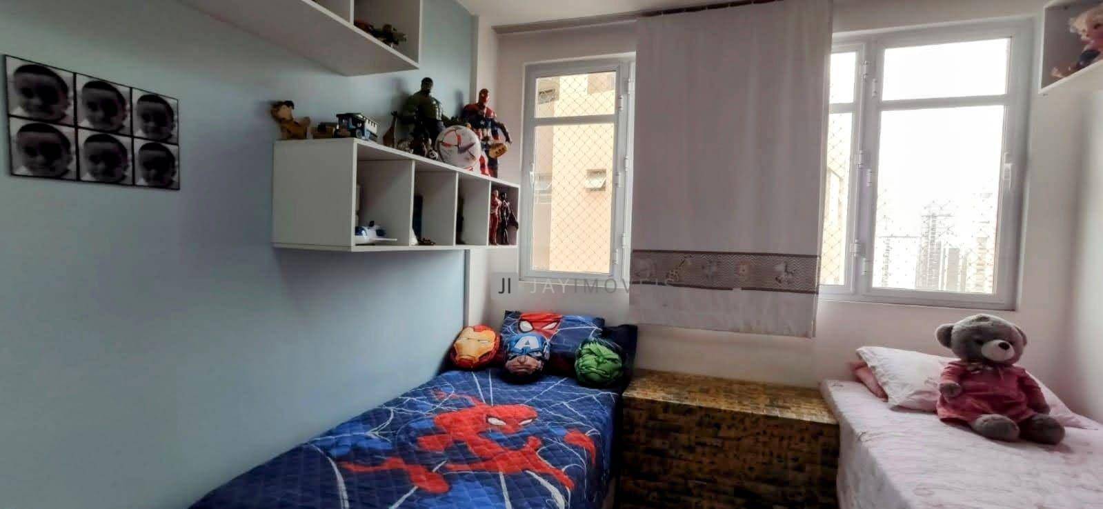 Apartamento à venda com 2 quartos, 105m² - Foto 33