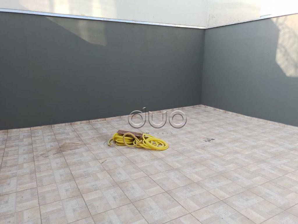 Casa à venda com 2 quartos, 140m² - Foto 3