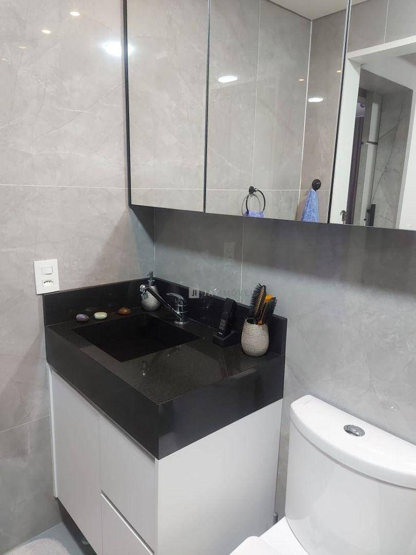 Apartamento à venda com 2 quartos, 63m² - Foto 15