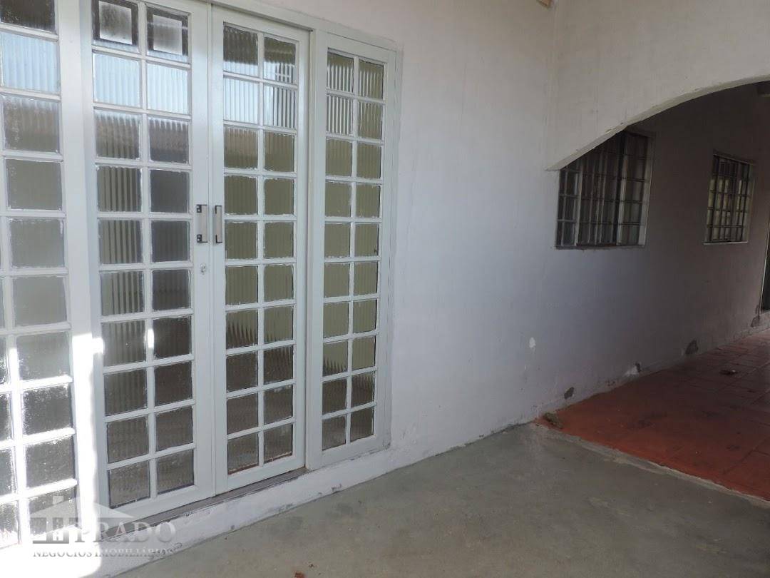 Casa à venda com 4 quartos, 150m² - Foto 8