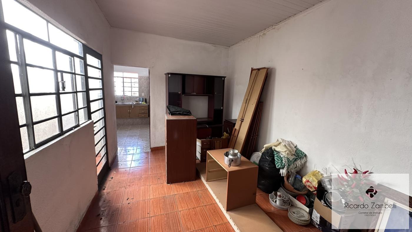 Casa à venda com 2 quartos, 300m² - Foto 3