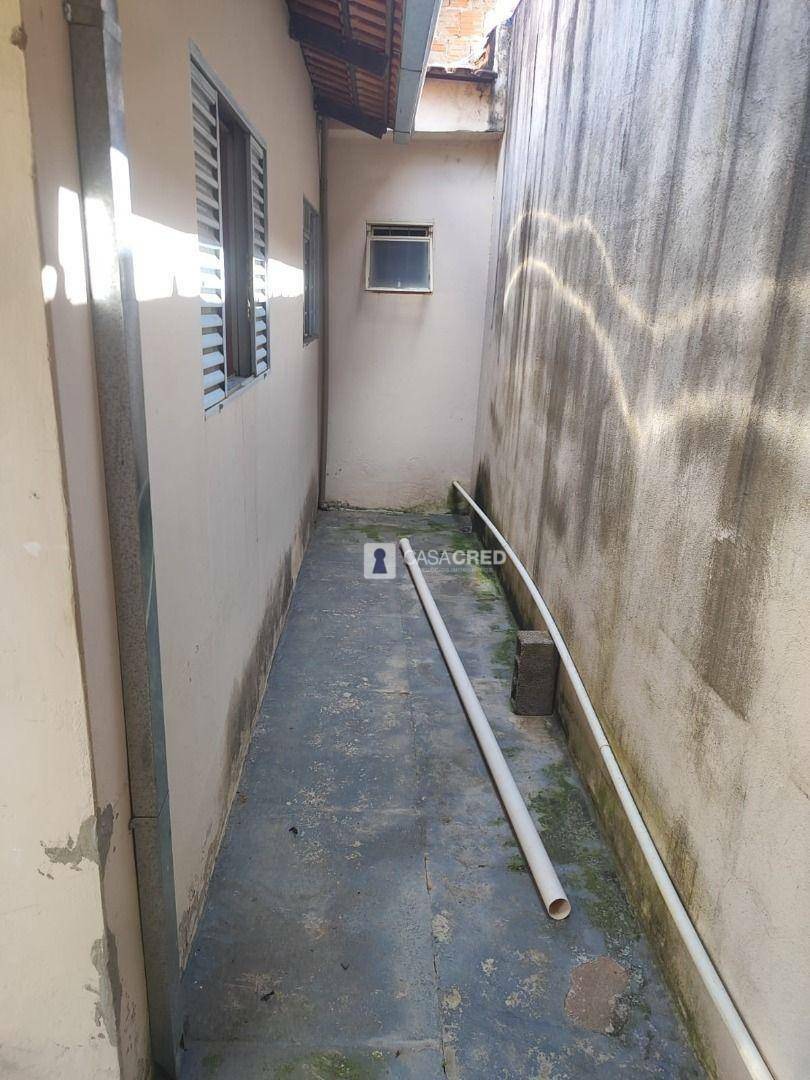 Casa à venda com 3 quartos, 65m² - Foto 19