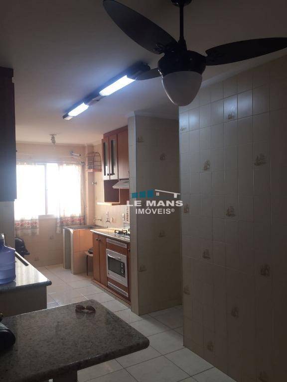 Apartamento à venda com 3 quartos, 101m² - Foto 6