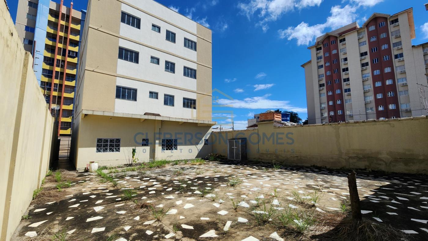 Prédio Inteiro à venda com 12 quartos, 360m² - Foto 6