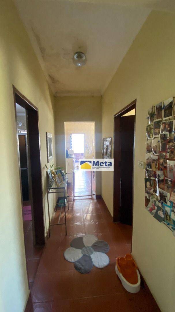 Casa à venda com 2 quartos, 100m² - Foto 5