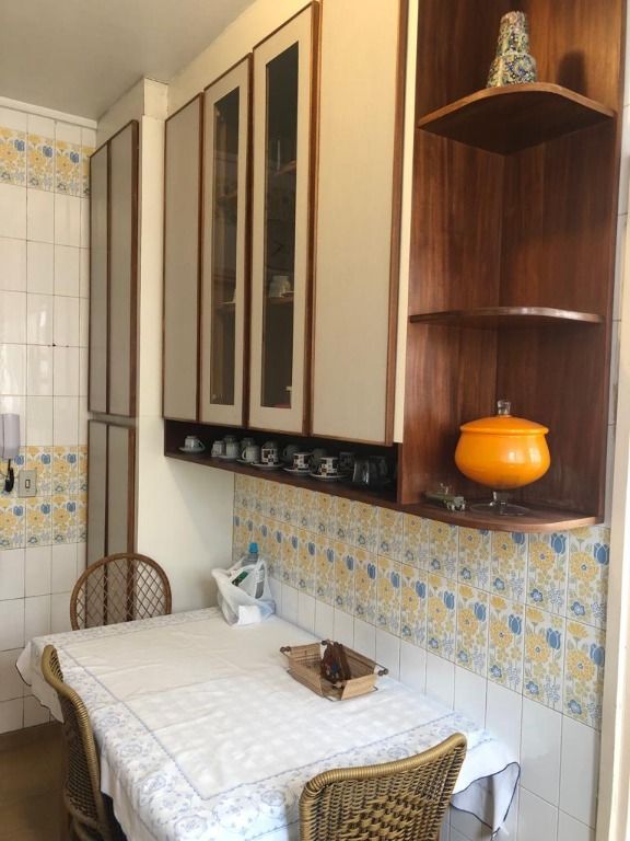 Apartamento à venda com 3 quartos, 94m² - Foto 12