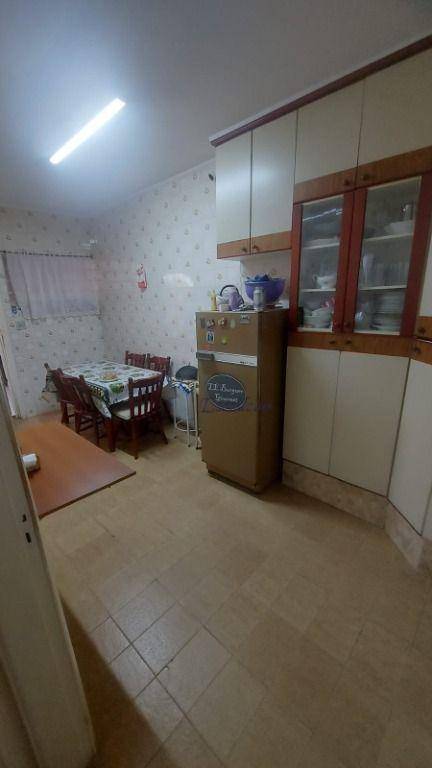 Sobrado à venda com 2 quartos, 130m² - Foto 6