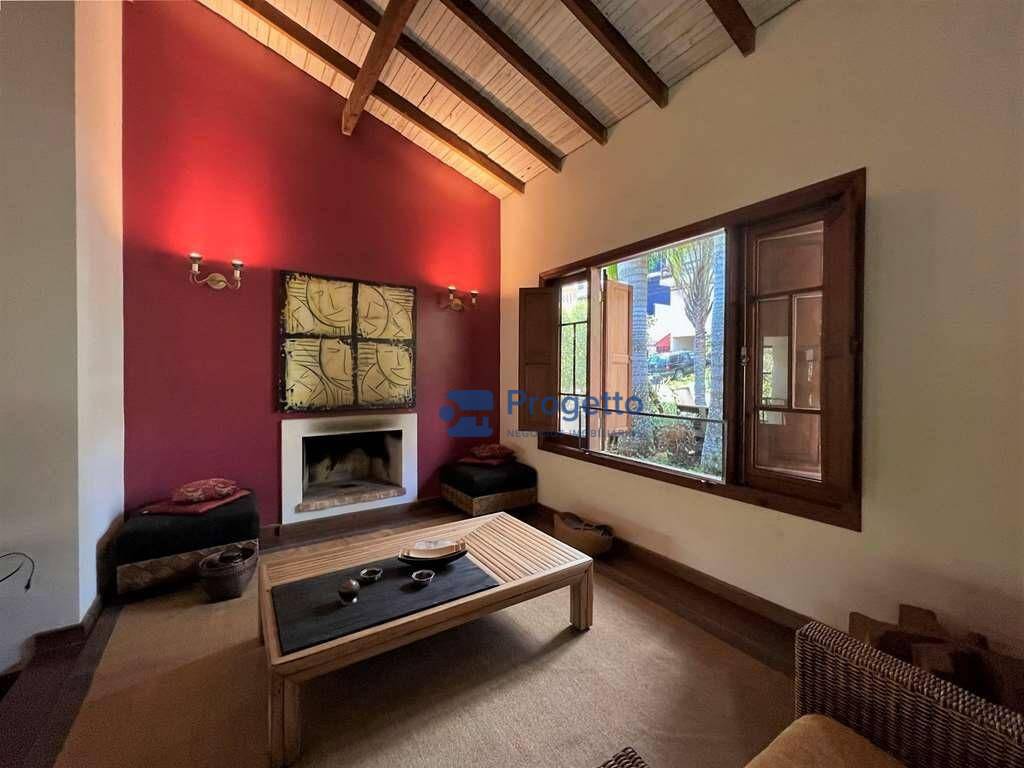 Casa de Condomínio à venda com 4 quartos, 600m² - Foto 6